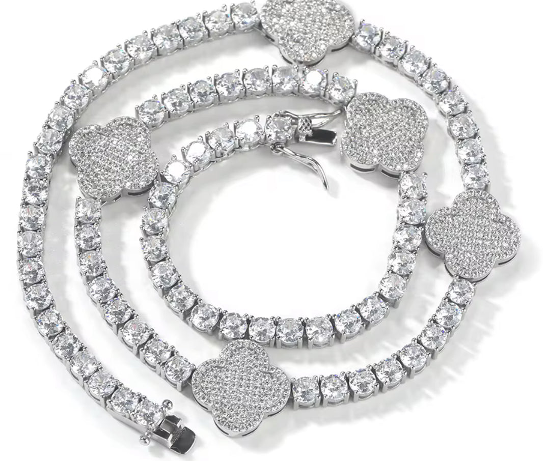 Tennis Silver Clover Bracelet