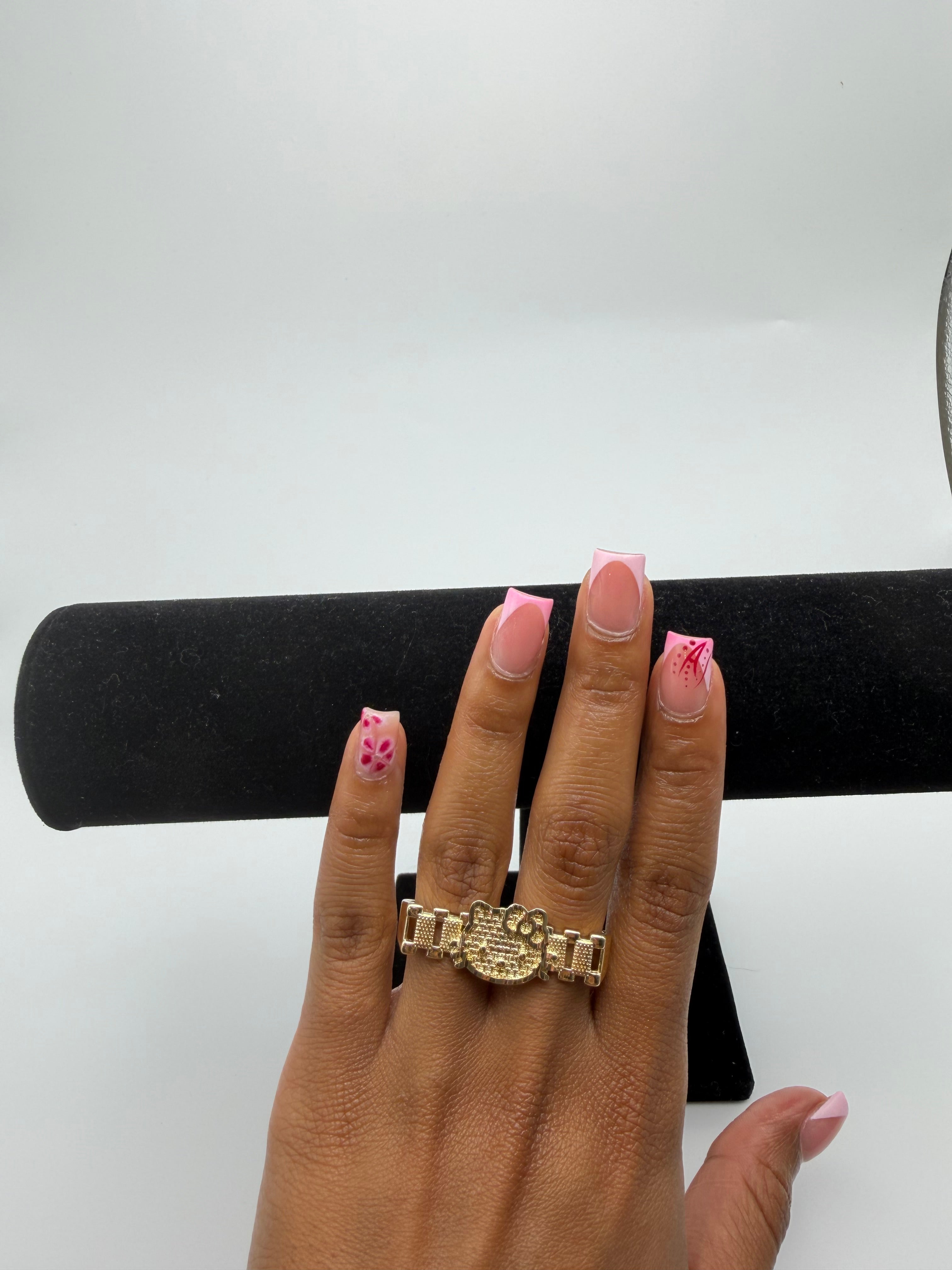 Hk double finger ring
