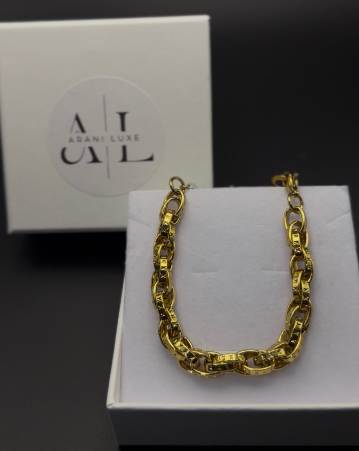 18k gold plated vintage lore bracelet